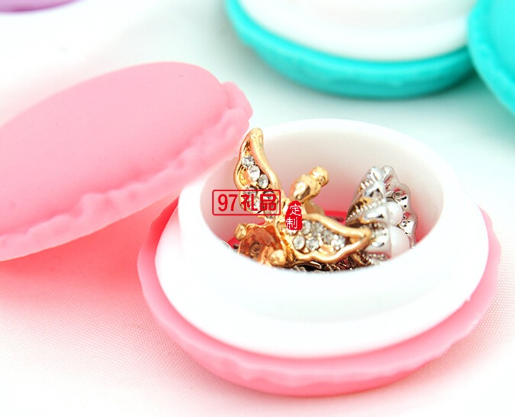 可愛(ài)馬卡龍?jiān)煨兔阅闶罪検占{盒