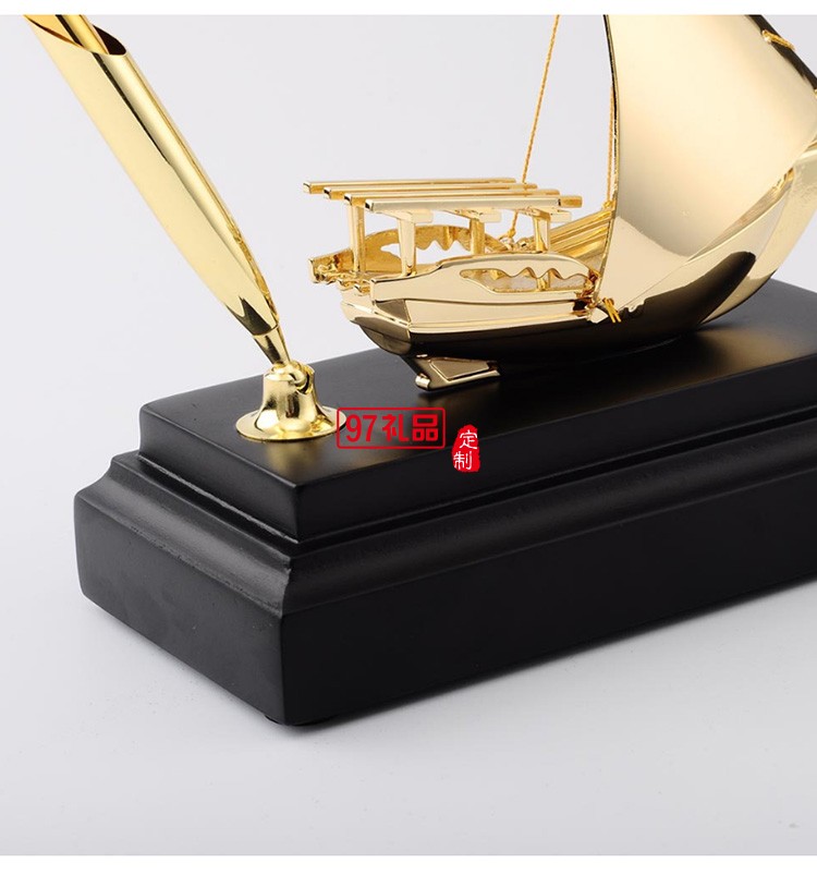 一帆風(fēng)順商務(wù)擺件金屬帆船高檔紀(jì)念品送客戶(hù)工藝品