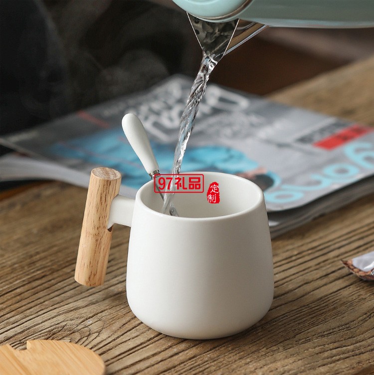 木柄馬克杯咖啡牛奶杯子辦公商務(wù)廣告禮品水杯陶瓷杯