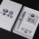 U盤、簽字筆、移動(dòng)電源套裝高檔商務(wù)禮品定制