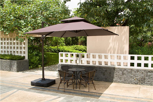 定制戶外遮陽傘的尺寸和注意事項