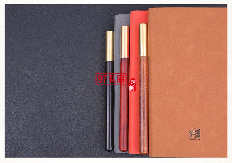 創(chuàng)意實用的禮品定制可以選擇中性筆